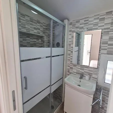 Scauri Alojamento de Acomodação e Pequeno-almoço 3*