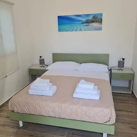 Scauri Alojamento de Acomodação e Pequeno-almoço 3*