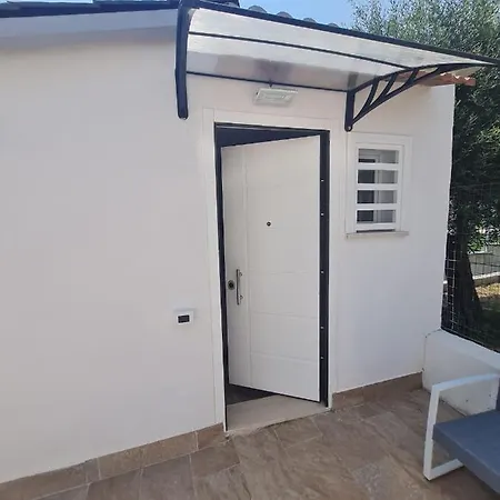 Scauri Bed and breakfast 3*