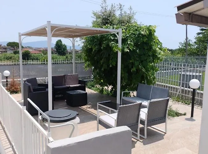 住宿加早餐酒店 Scauri